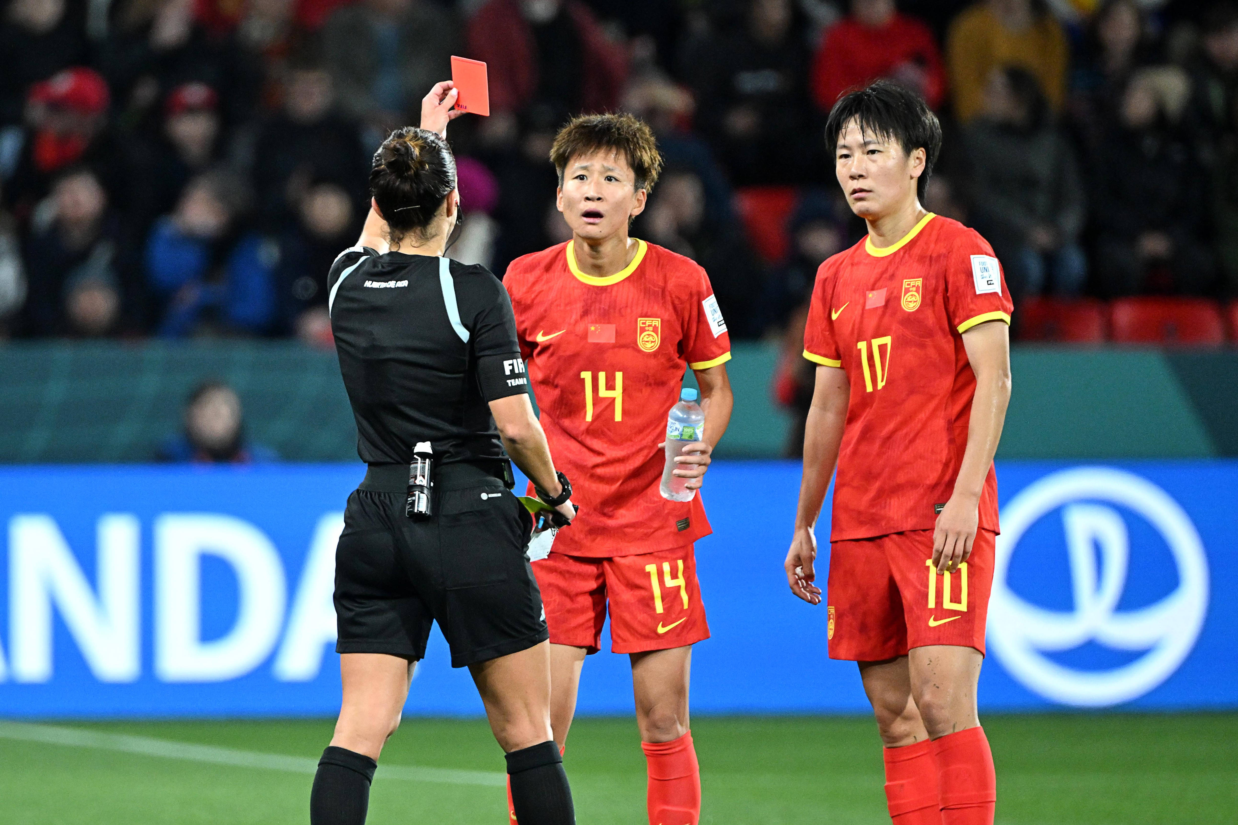 AC米兰体育-中国女子足球联赛精彩赛事不断，关注度提升